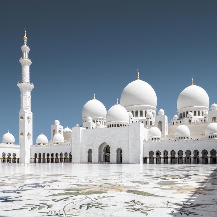 Dag 7 – Transfer naar Abu Dhabi & Sheikh Zayed Moskee